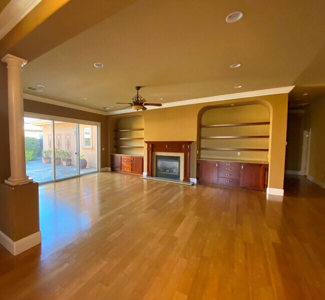 Foto del edificio - Custom Single Story Home - North Vacaville - Coming Soon
