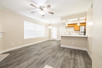 Building Photo - 2750 Holly Hall St