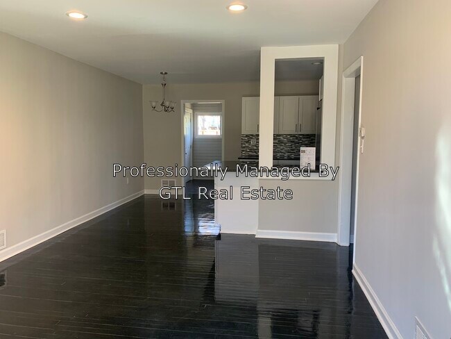 Foto del edificio - 3102 Robin Rd