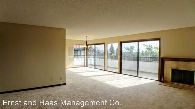 Building Photo - 2 br, 2 bath House - 6262 Riviera Cir.
