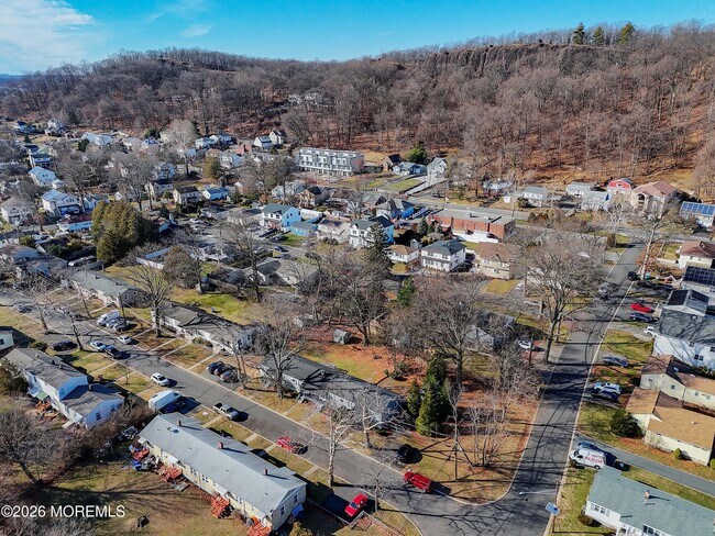 Foto del edificio - 29 Degraw Ave