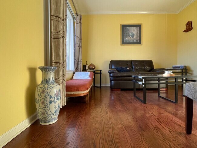 Foto del edificio - 103 N Staffire Dr