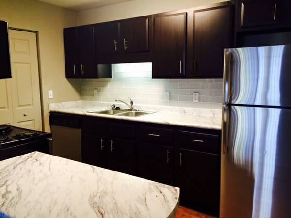 Building Photo - Chelsea Place