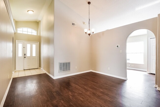 Foto del edificio - 10733 Brown Trout Cir