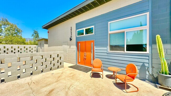 Building Photo - Beautifully Remodeled Top to Bottom Single...