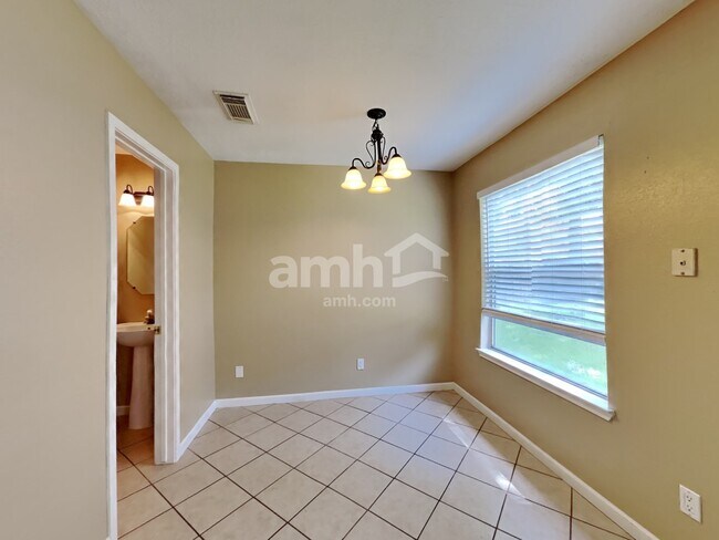 Building Photo - 31106 Perlican Dr