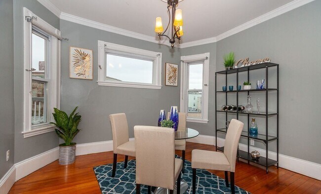 Foto del edificio - 797 Columbia Rd