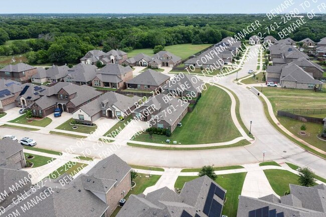 Building Photo - 7811 Links Dr