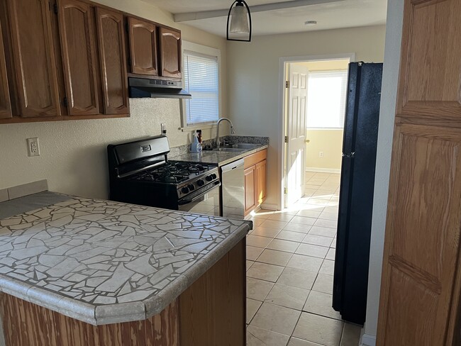 Kitchen - 6245 Waldo Dr
