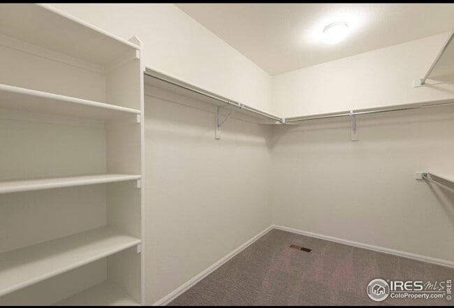 Building Photo - 563 Navion Ln