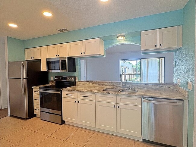 Foto del edificio - 12261 Sailwinds Dr
