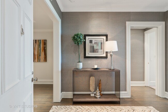 Foto del edificio - 219 E Lake Shore Dr