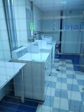 Building Photo - 723 Tecumseh Rd E