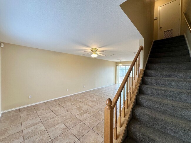 Foto del edificio - 5910 Greengate Dr