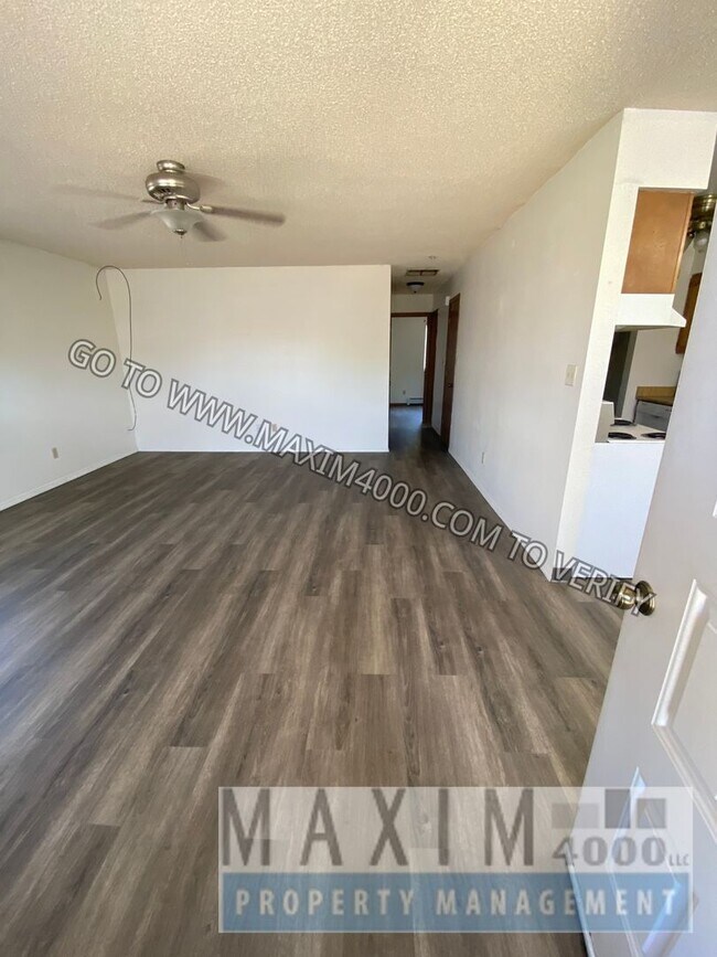 Foto del edificio - 3043 Shawnee Pl