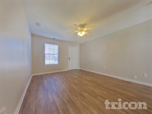 Foto del edificio - 153 Cottage Lake Way