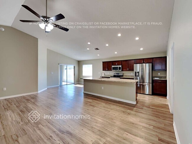 Foto del edificio - 939 Blue Tide Ln