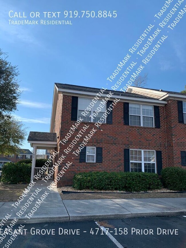 Building Photo - 3 Bedroom 2 Bath Townhome in Pleasant Grov...