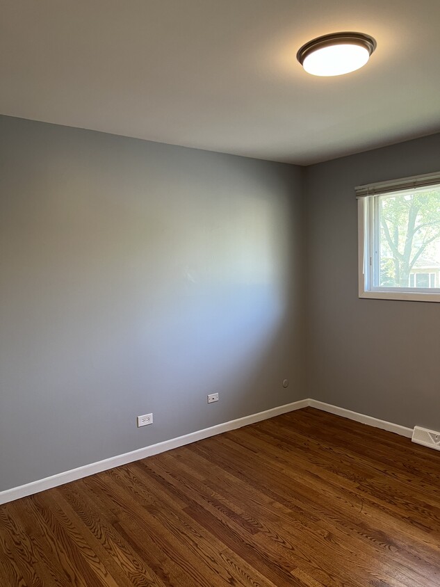 Foto principal - 893 E Capri Dr