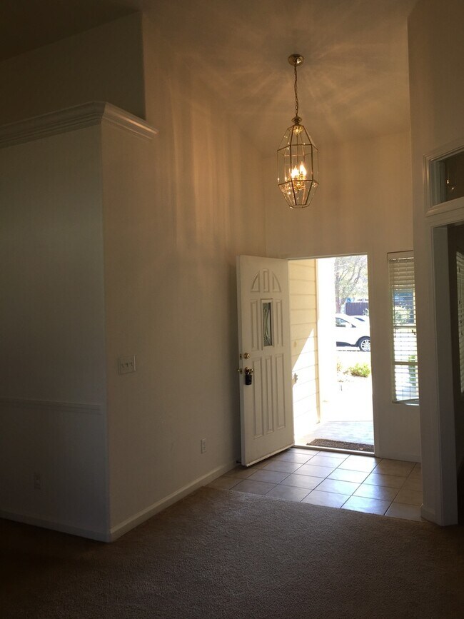 Building Photo - Buchanan Area Home with large yard Availab...