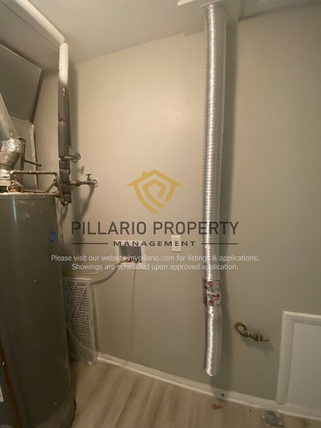 Foto del edificio - 2943 Hillside Ave