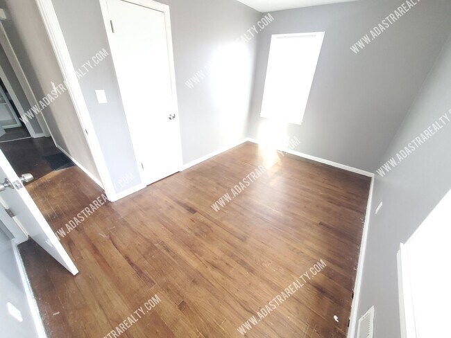 Building Photo - 2201 S Cedar Ave., Independence, MO 64052