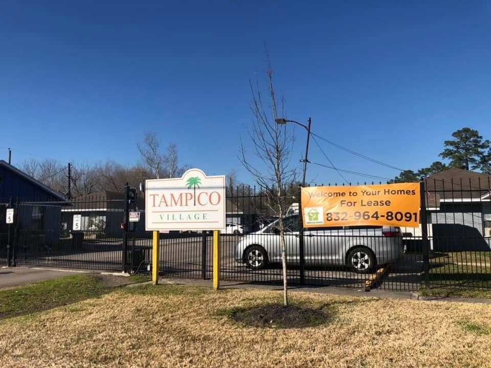 Foto principal - 4403 Tampico St