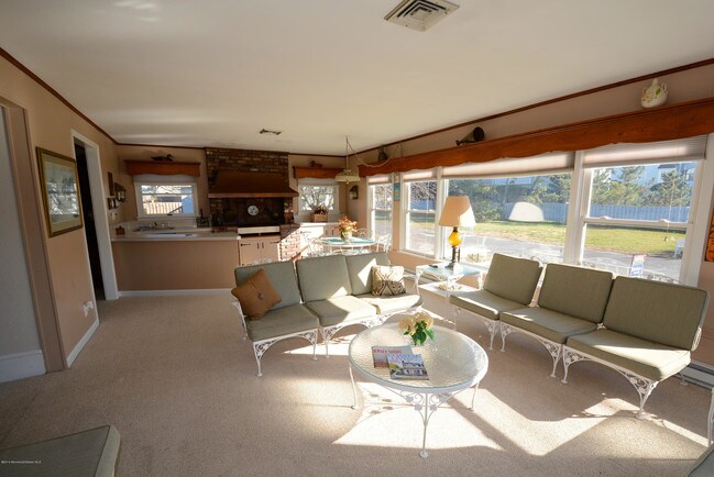 Building Photo - 4 Mountainview Way