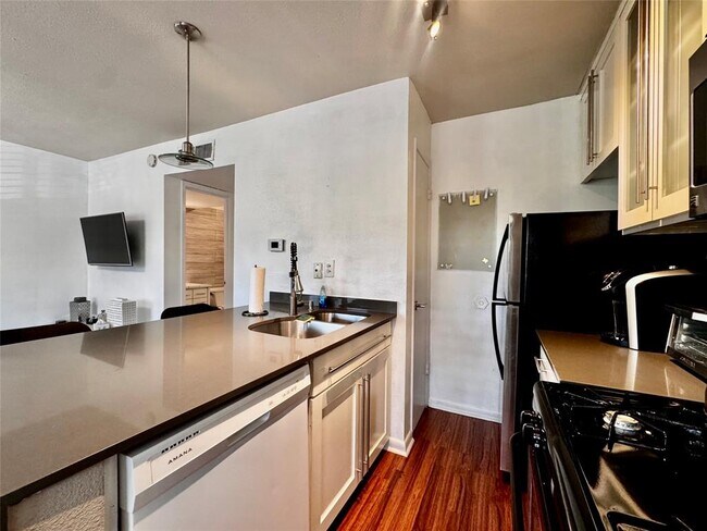 Foto del edificio - 1202 Newning Ave