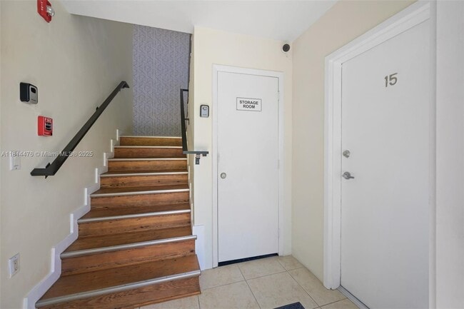 Foto del edificio - 577 NE 82nd St