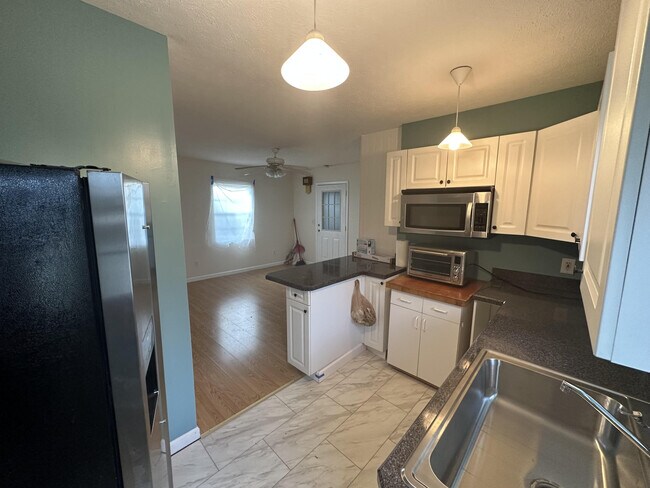 Foto del edificio - 1018 SW Abingdon Ave