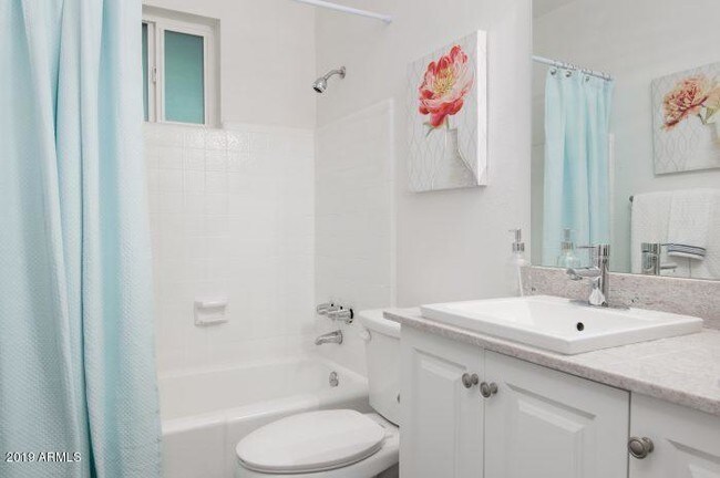 Foto del edificio - 2922 N 35th St
