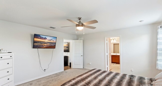 Building Photo - 4801 Park Gln