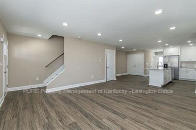 Building Photo - 1044 Judah Bear Blvd