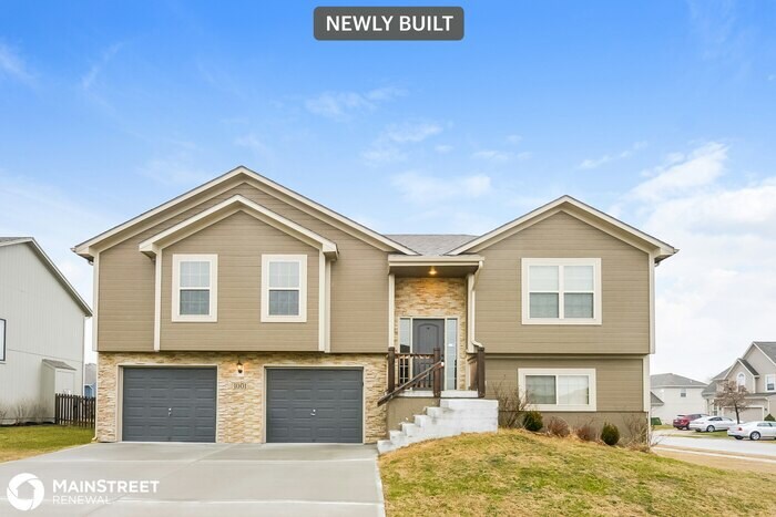 Primary Photo - 1001 Quartz St, Louisburg, KS 66053