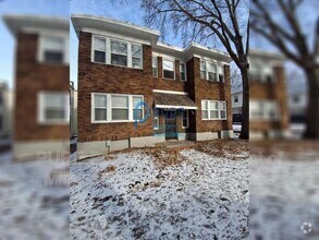 Building Photo - 712 W 32nd St