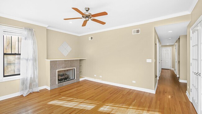 Foto del edificio - 6442 N Leavitt St