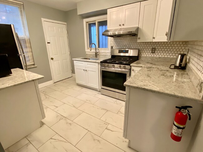 Photo - 910 Winter St Townhome