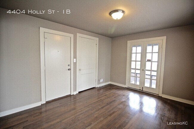 Foto del edificio - Fantastic one bedroom in West Plaza!