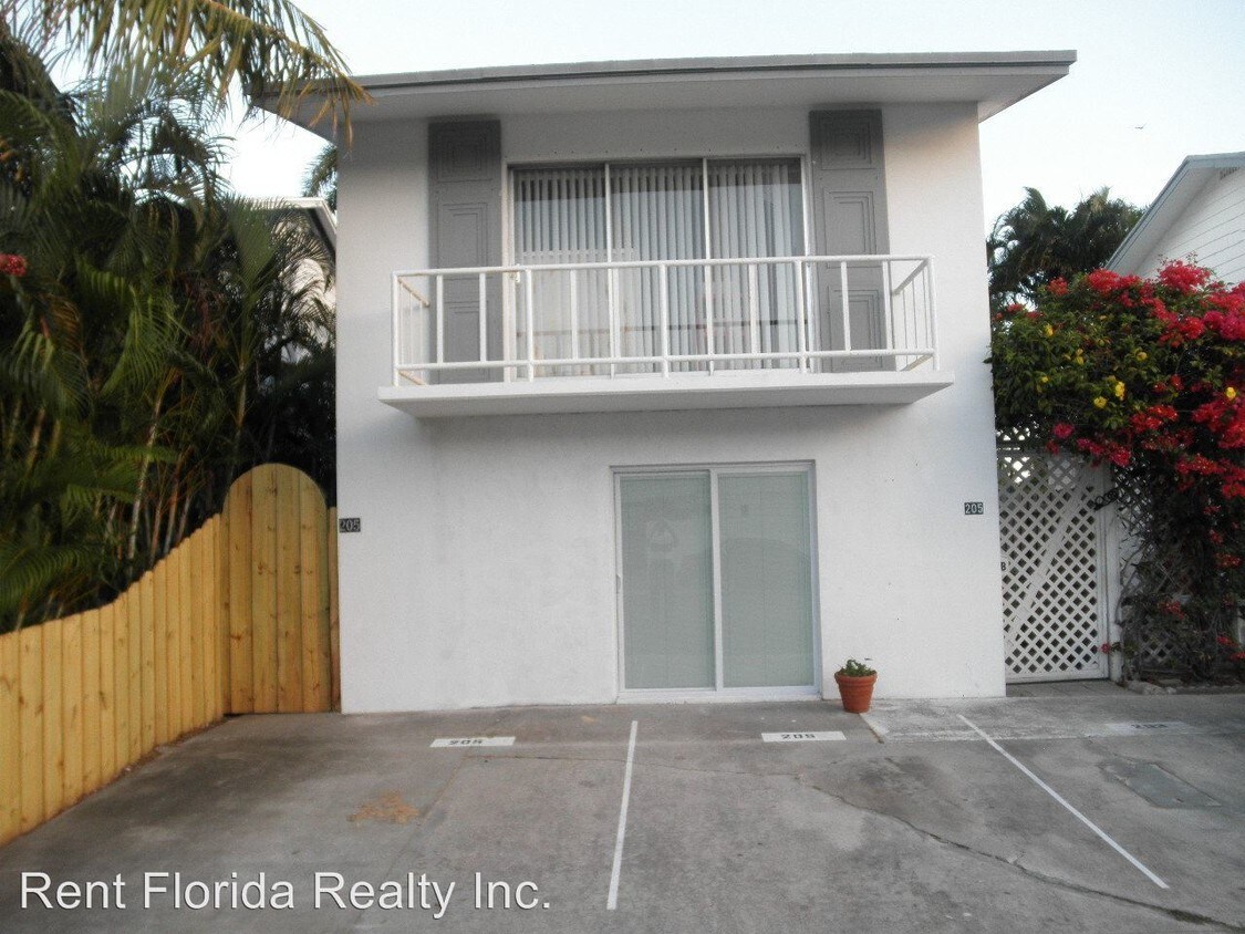 Primary Photo - 205 Conniston Rd