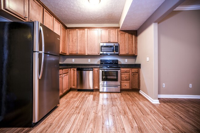 Building Photo - 109 Silver Creek Ct