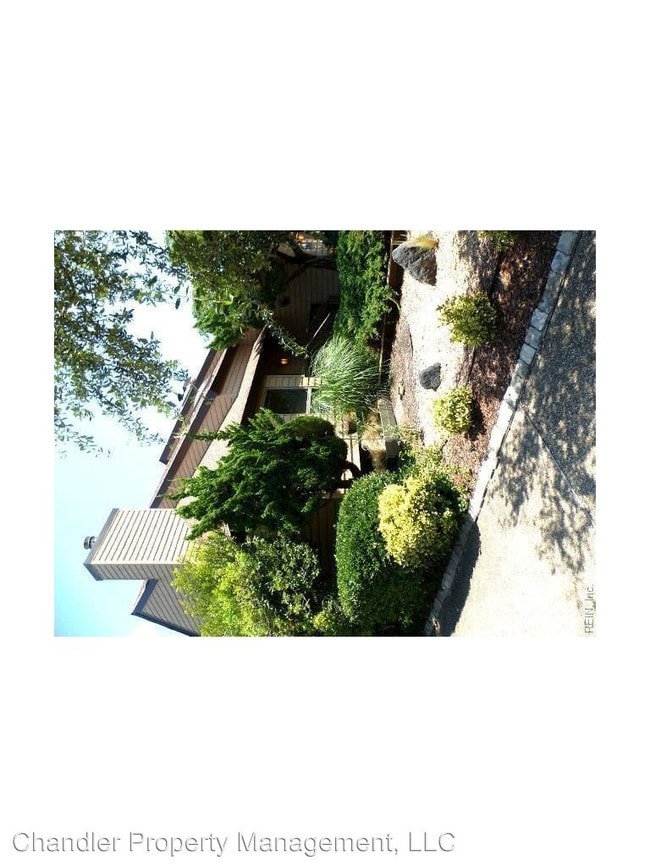 Building Photo - 1118 Toler Pl