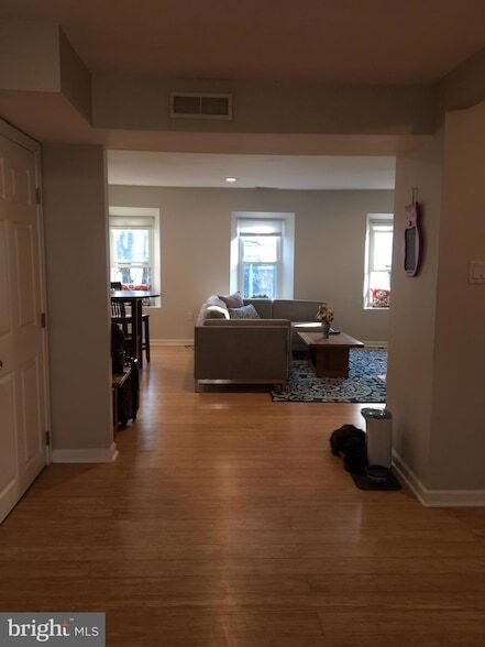 Building Photo - 4203 Main Street Unit 2