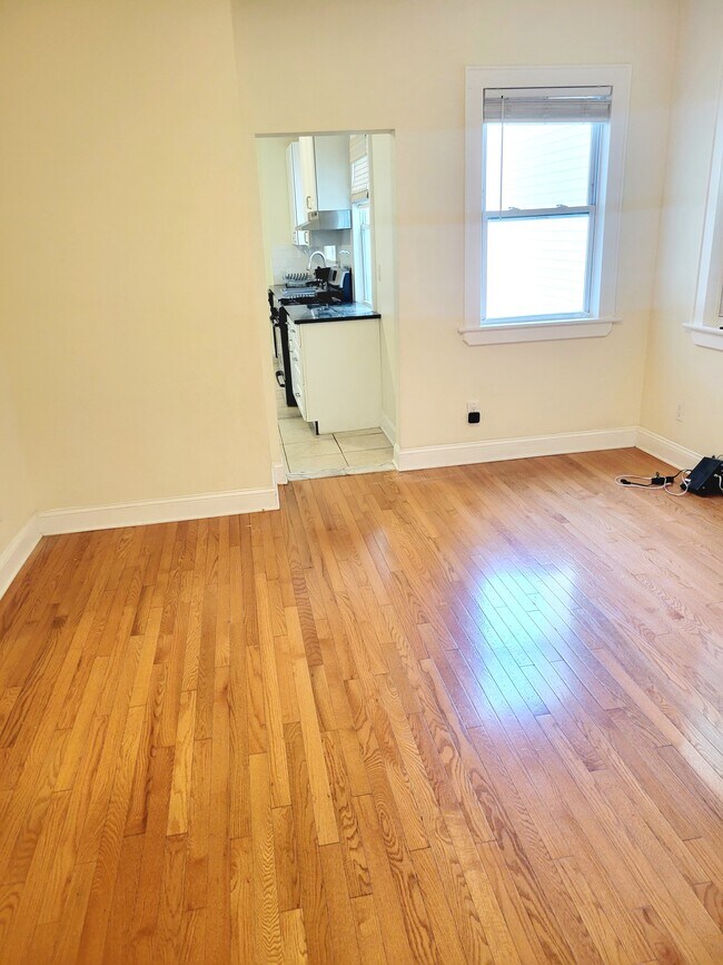 Foto del edificio - 393 Lafayette St