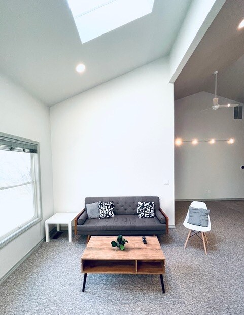Foto del edificio - 1508 Devonshire Dr