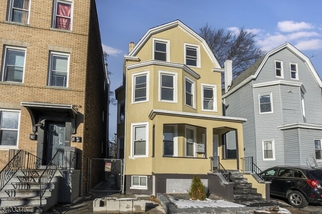 Foto del edificio - 11 Ellington St