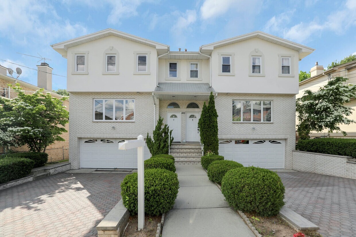 2461 Rossett St Unit A, Fort Lee, NJ 07024 Apartment for Rent in Fort