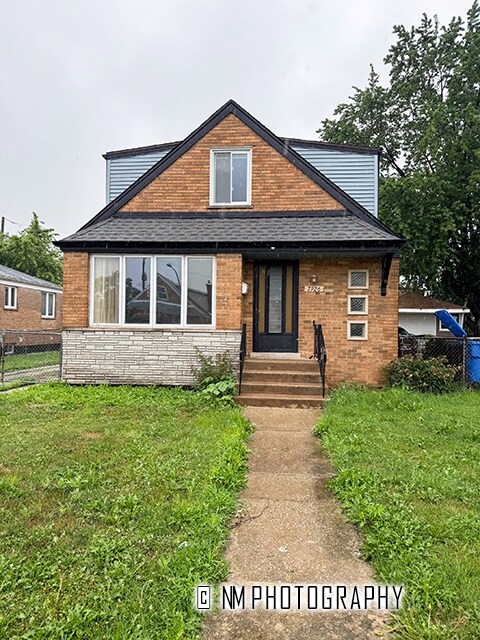 Foto principal - 7926 S Kostner Ave