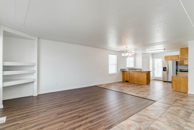 Building Photo - Beautiful single family home for rent Harr...