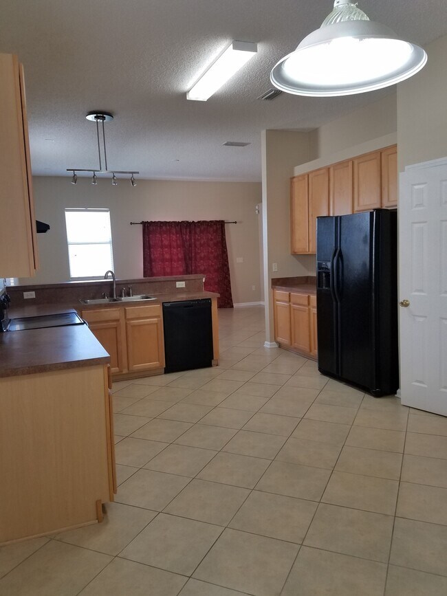 Building Photo - 1763 Hawkins Cove Dr E